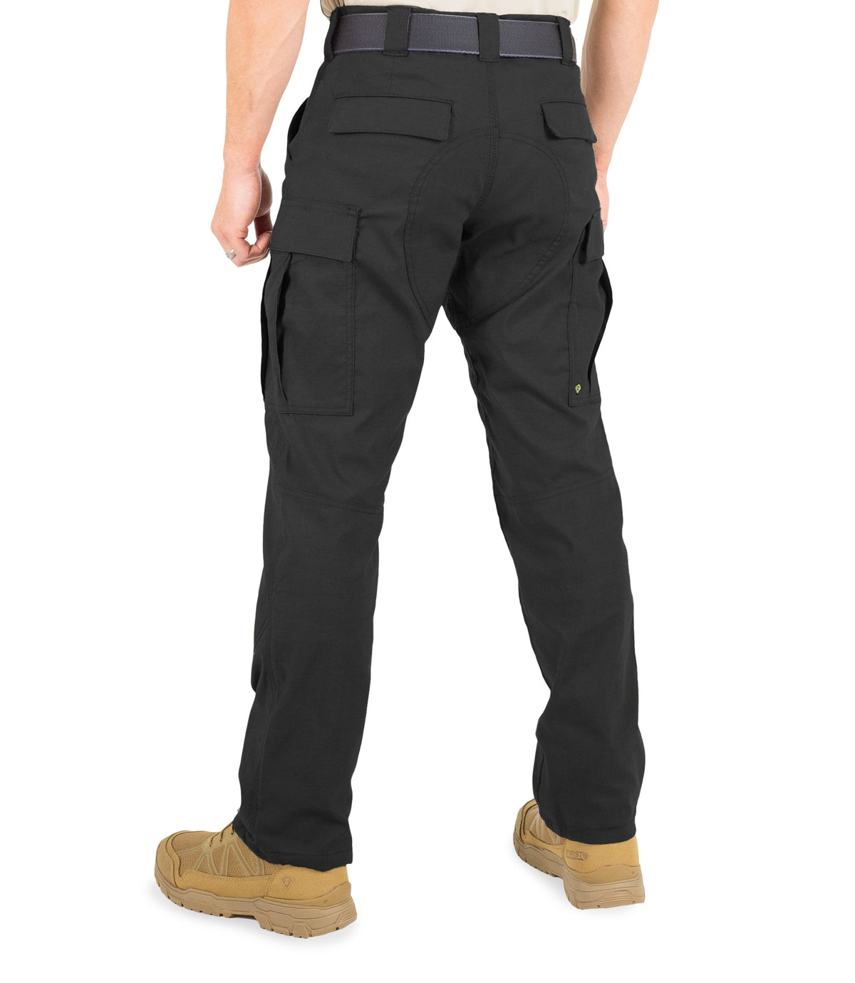Back of Men's V2 BDU Pant in Black |color_black