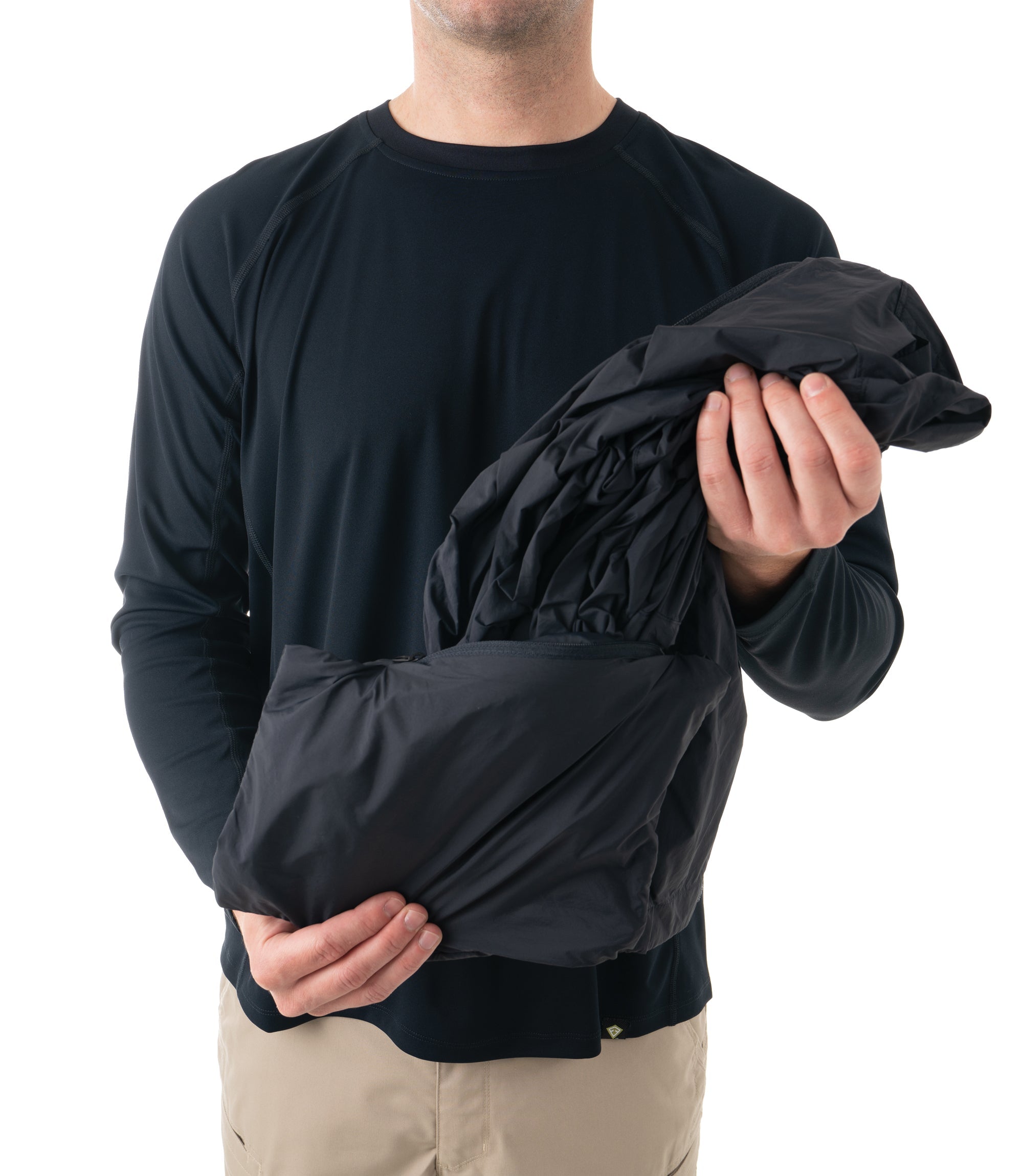 Unpacking of Men's Pack-It Jacket in Midnight Navy |color_midnight navy