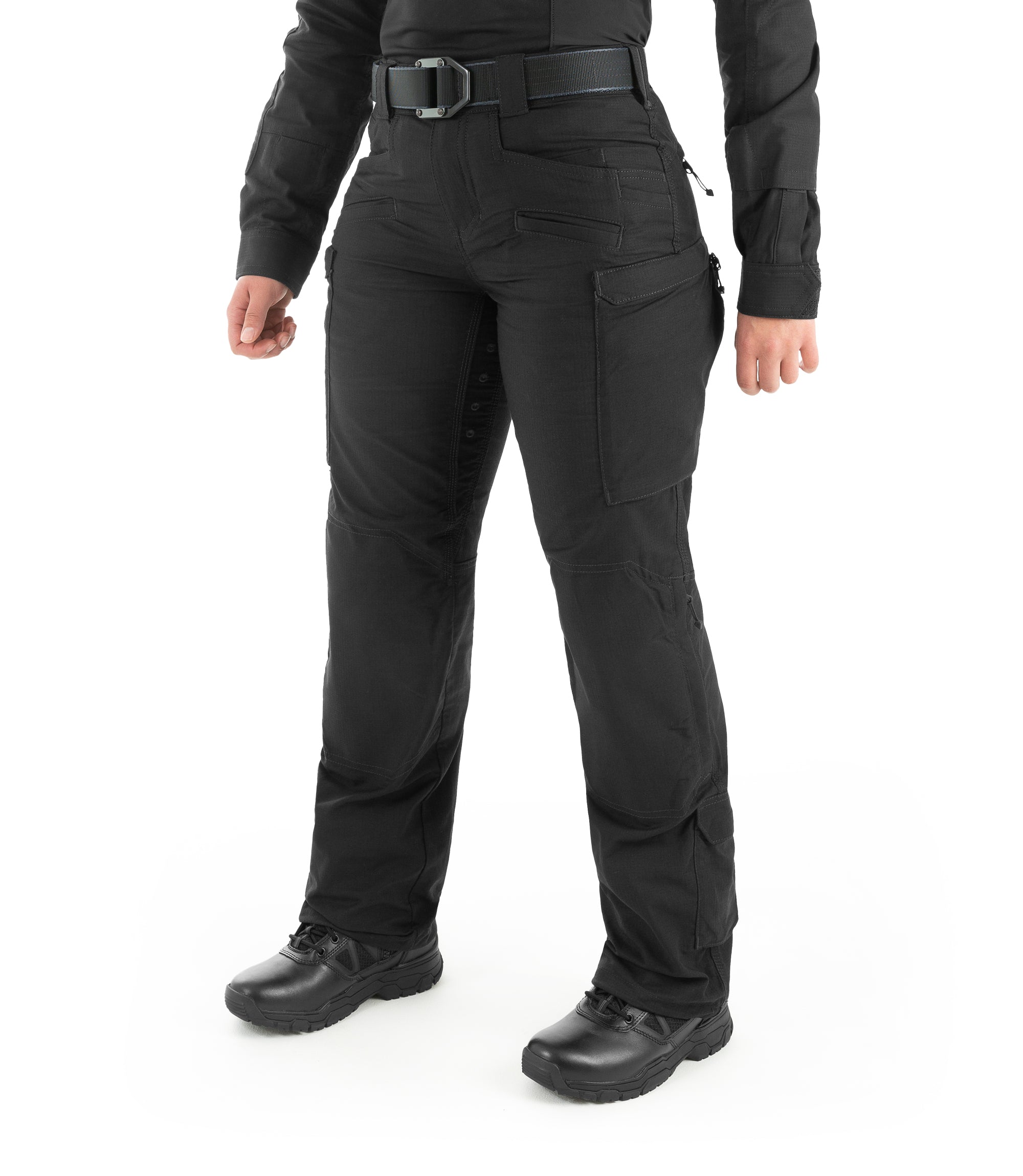 Side of Women's Defender Pant in Black |color_black