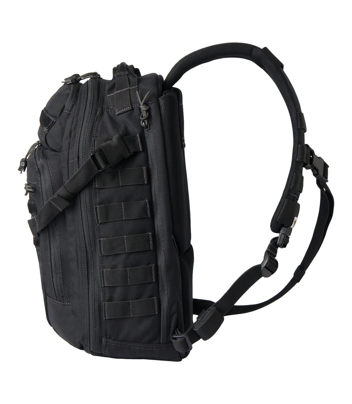 Side of Crosshatch Sling Pack 19L in Black |color_black