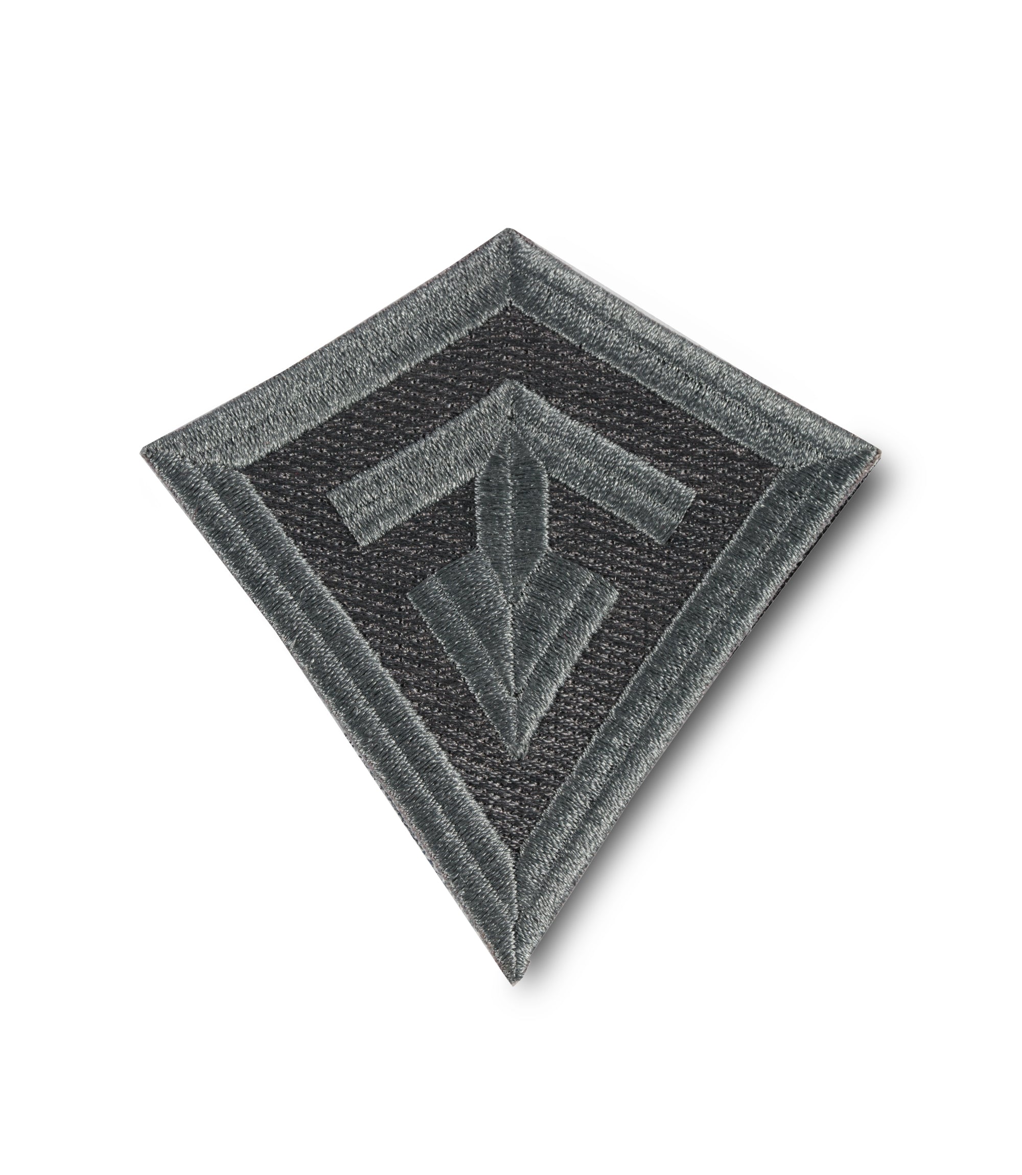 Front of Spearhead Patch in Charcoal |color_Charcoal