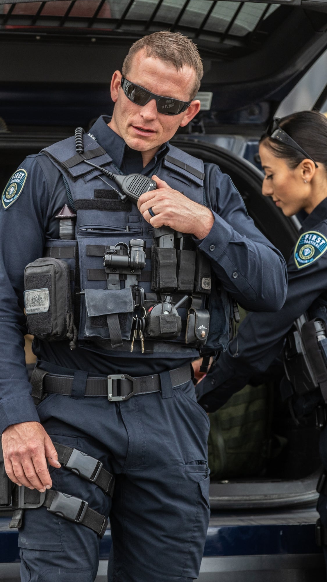 cImage of 2 uniformed officers wearing the V2 pants and full vest gear
