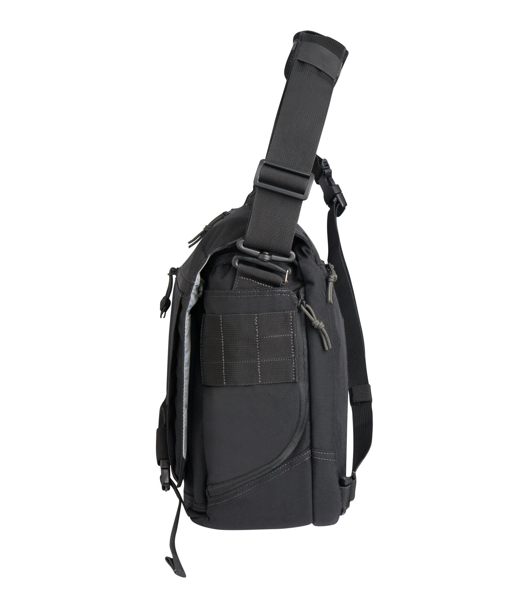 Side of Ascend Messenger Bag 25L in Black