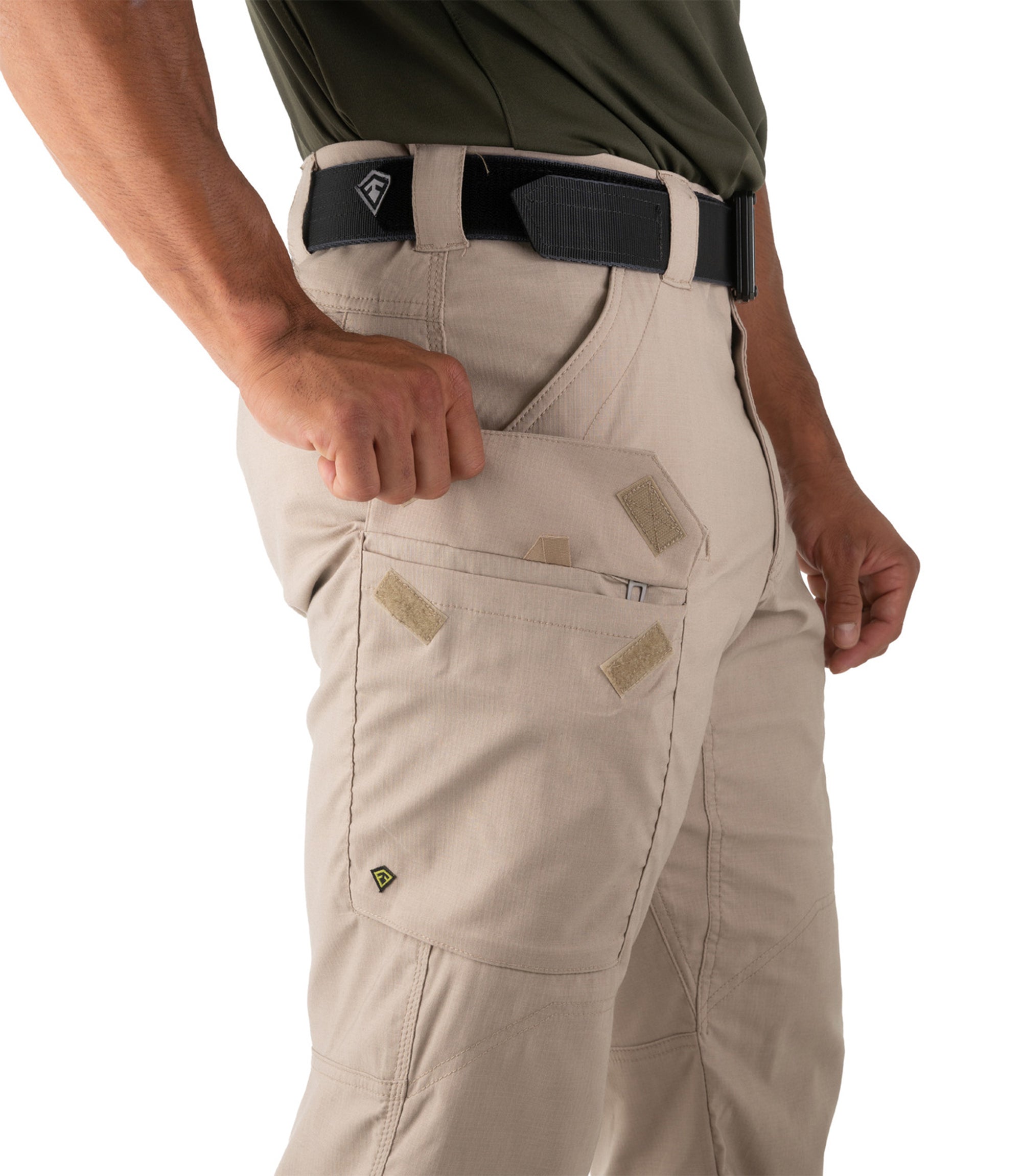 Open pocket of Mens V2 Tactical Pants in Khaki |color_khaki