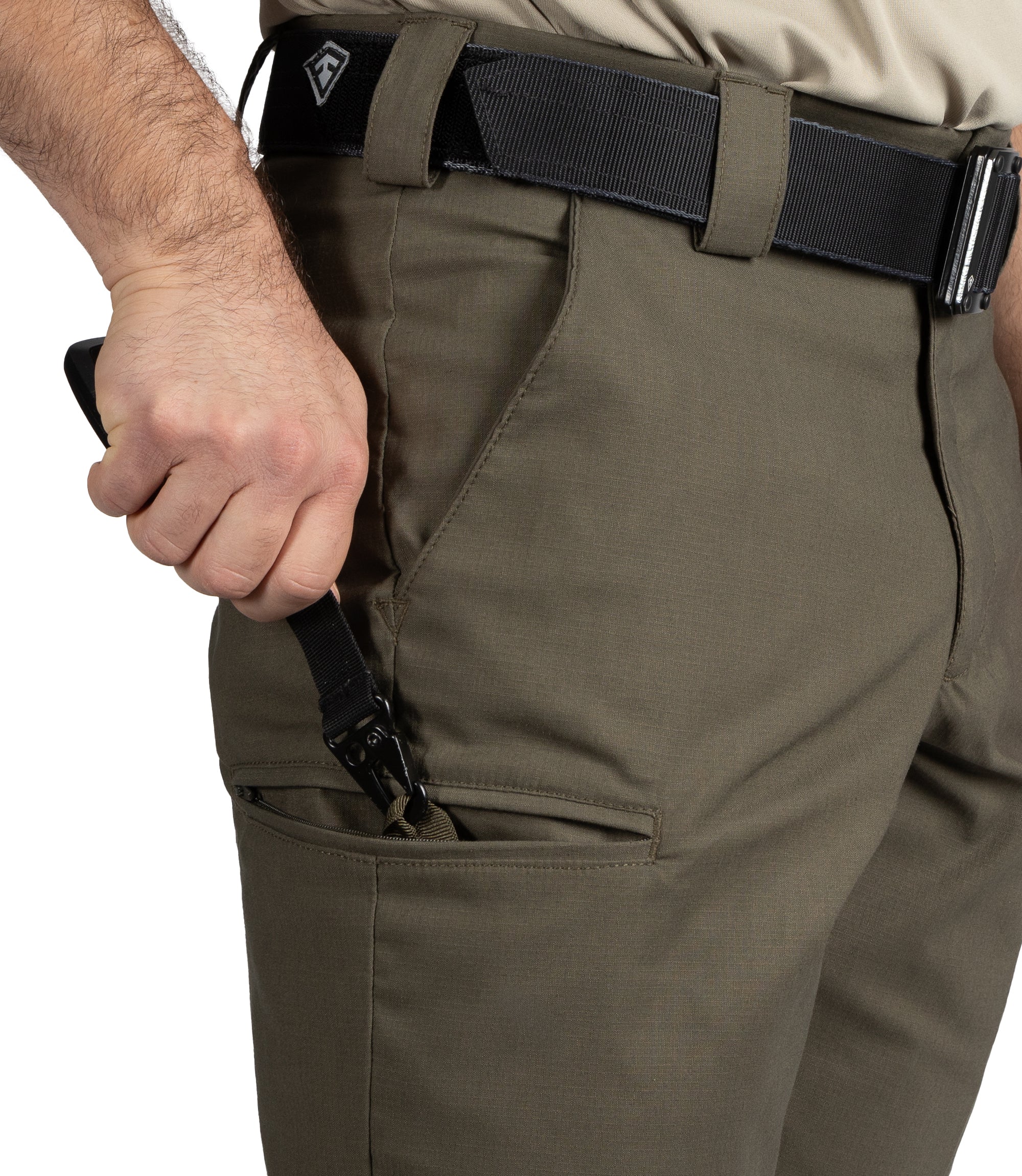 Pocket loop of Men's V2 PRO DUTY 6 Pocket Pant in Ranger Green |color_ranger green