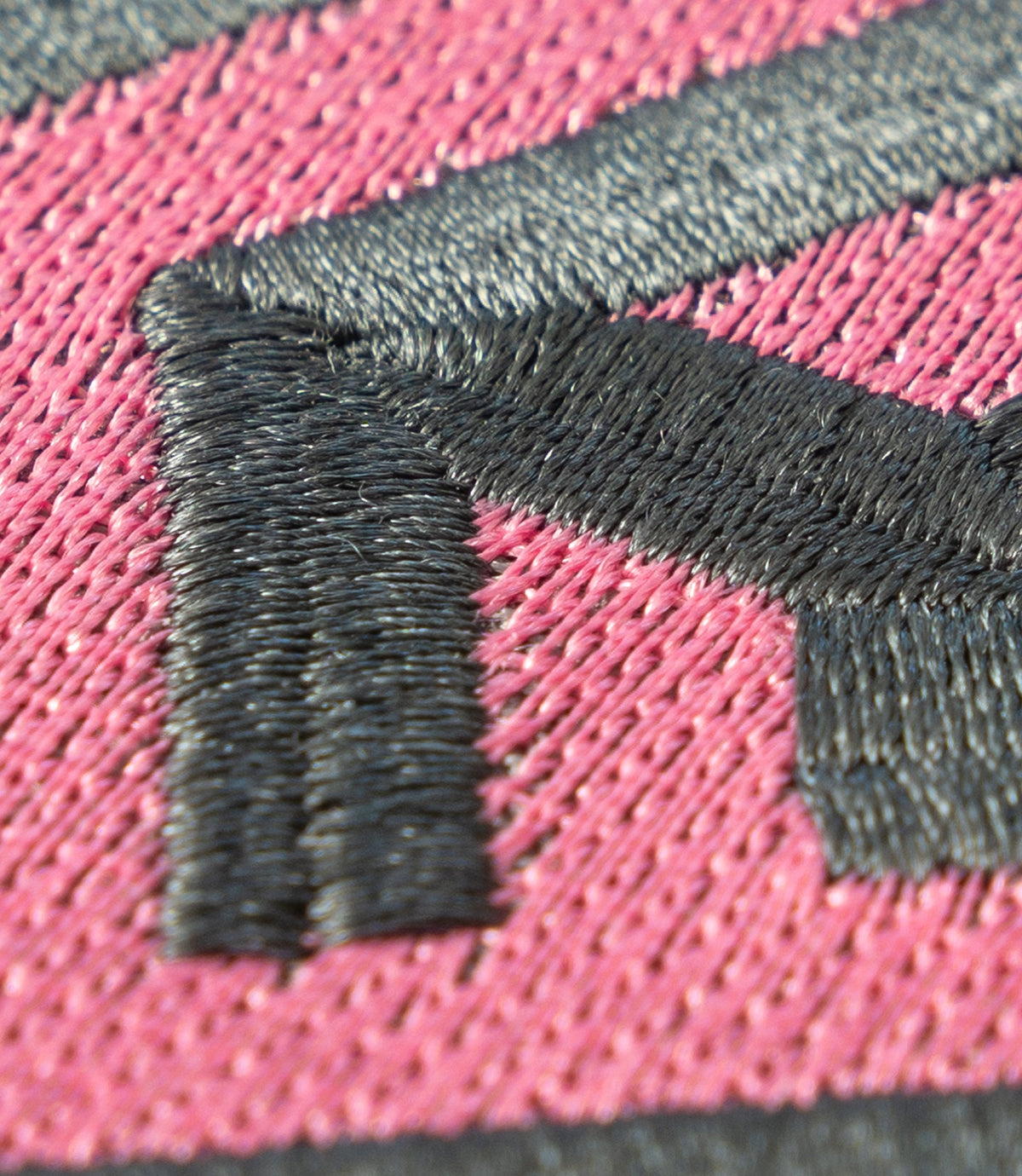 Detail of Spearhead Patch in Pink |color_Pink