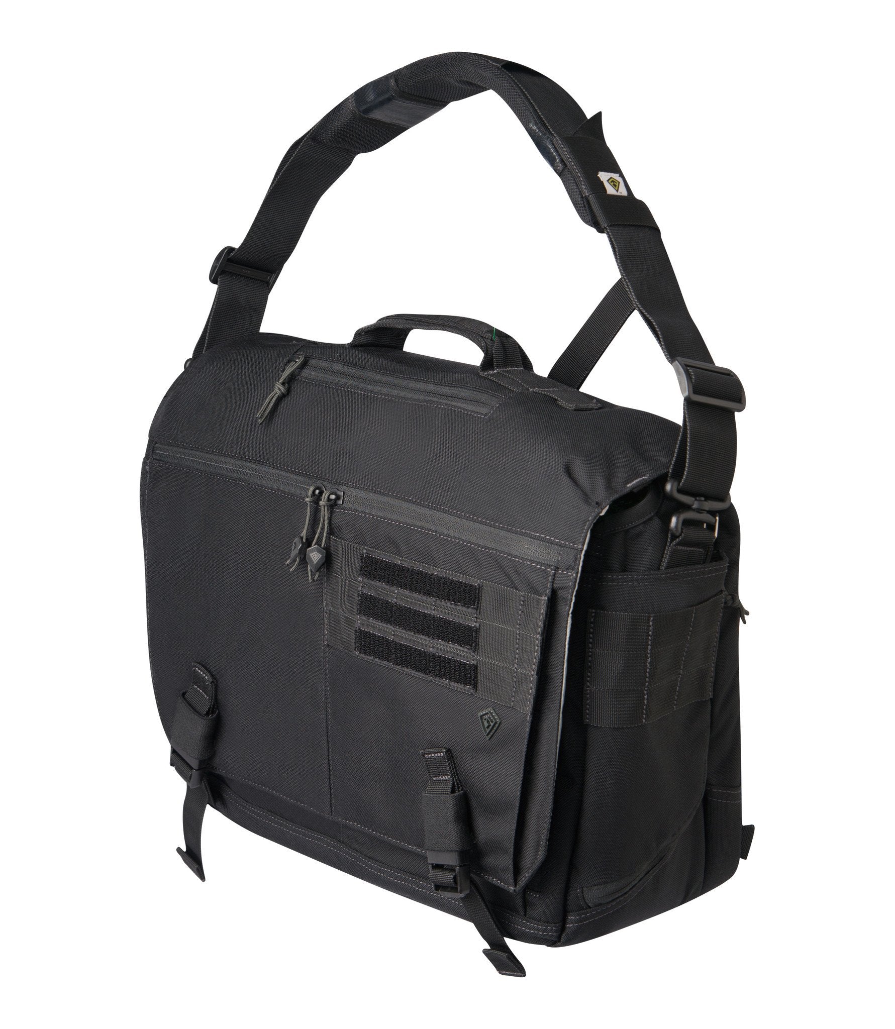 Front of Ascend Messenger Bag 25L in Black
